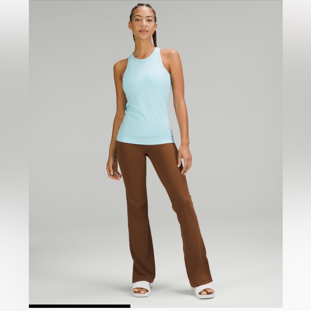 NWT Lululemon Align hip-length racetrack! In icing blue!